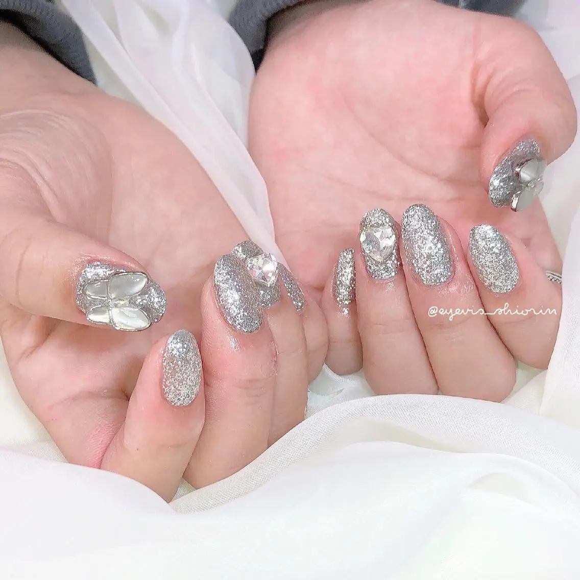 ネイル ROWnail Shioneのネイルデザイン