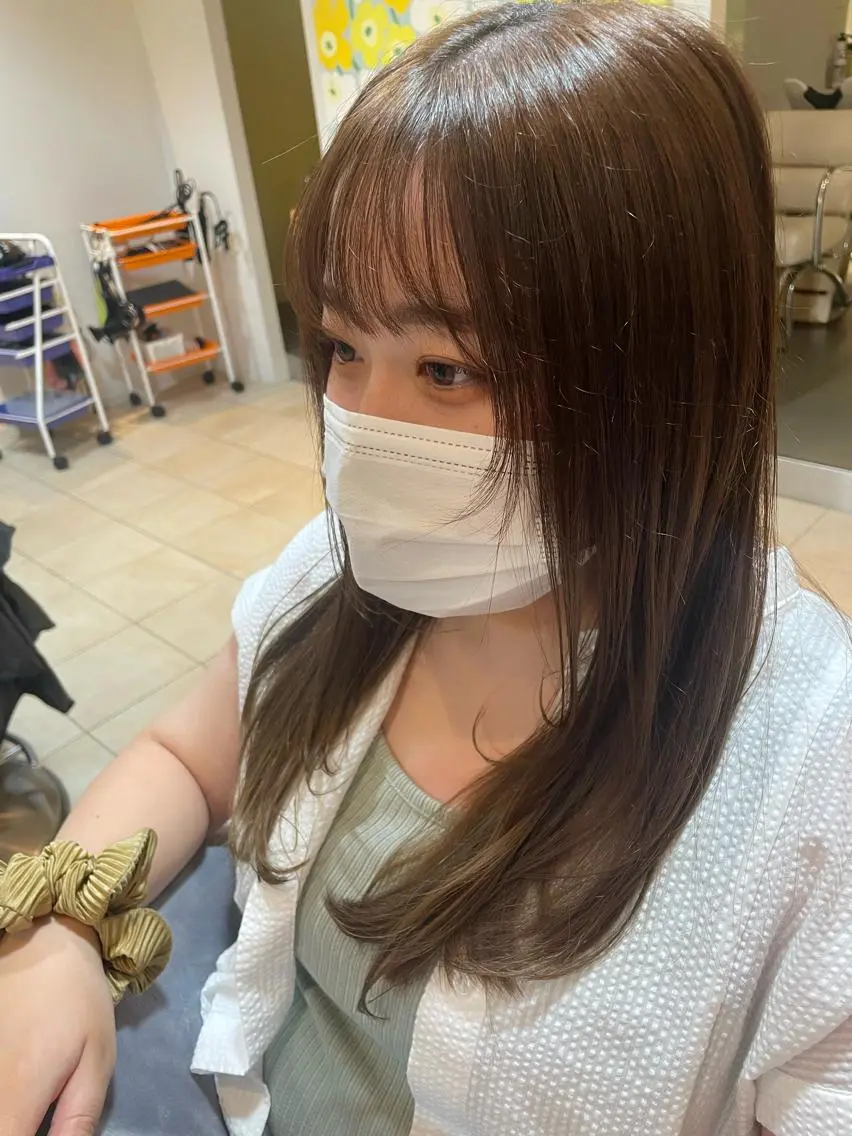前髪カットの写真