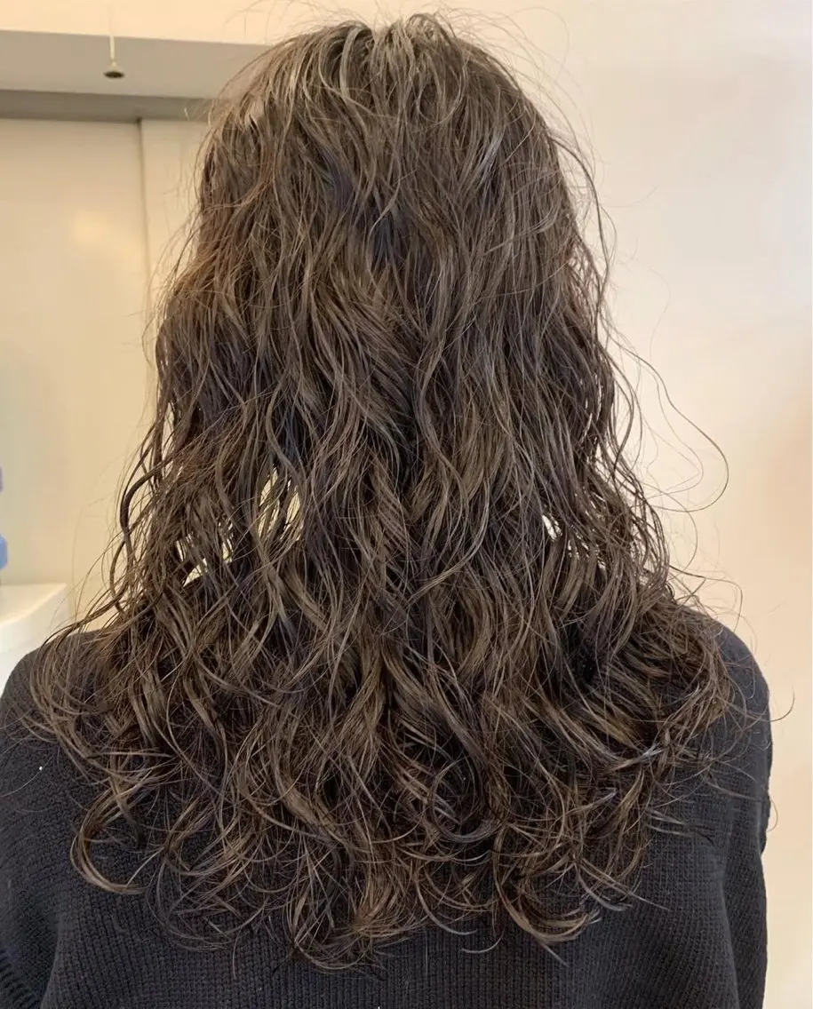 ロング IIZUKA RYOKEI🌿のヘアスタイル