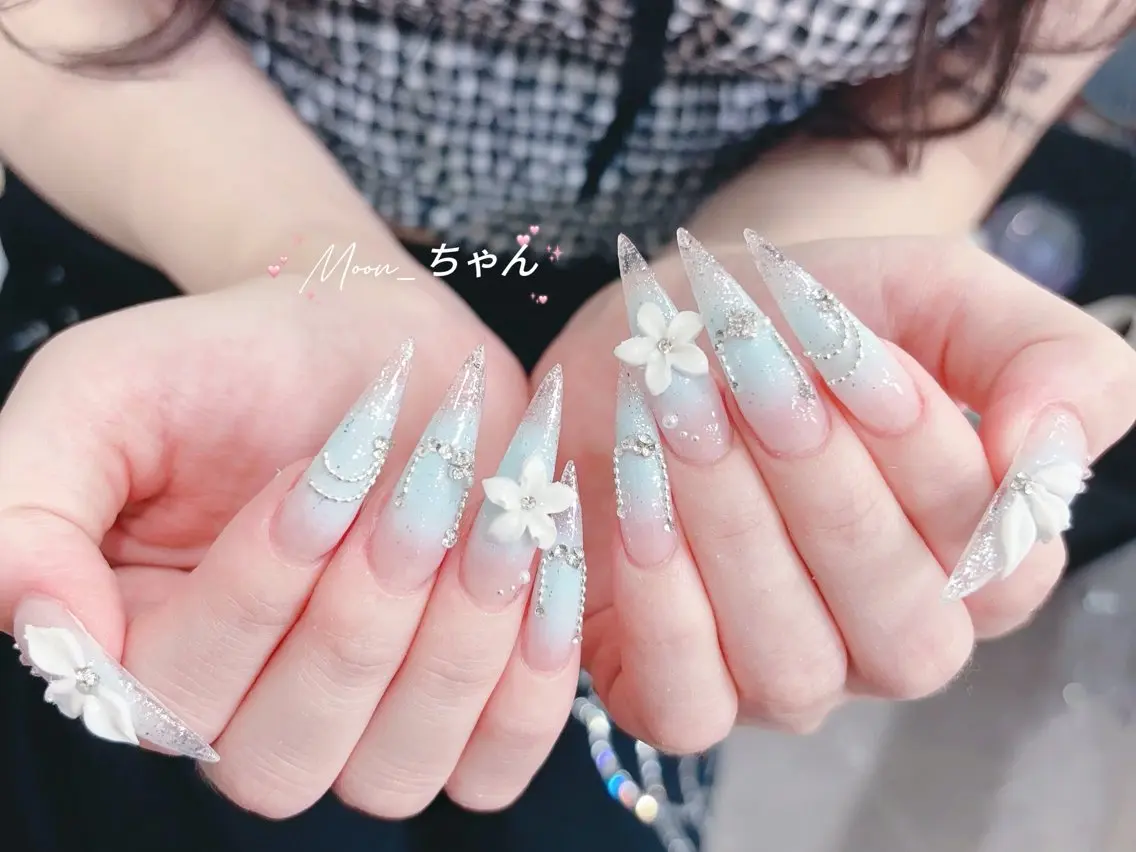 ネイル ハンドネイル MoMoA Nail ネイル長さ出し専門店のネイルデザイン