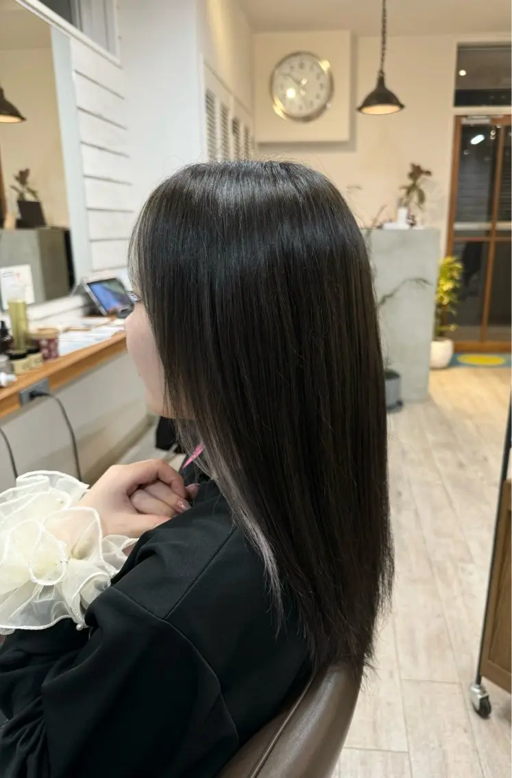 🫧うるつやイルミナカラー+生オイルトリートメント✨ホームケア付き【平日限定】 【20代限定】🌱¥9980の写真