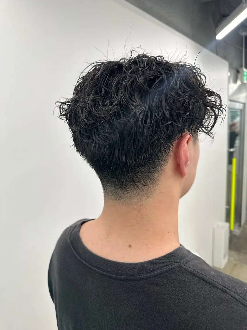 パーマ メンズ カット パーマ 似合わせが得意 村松慧汰のヘアスタイル