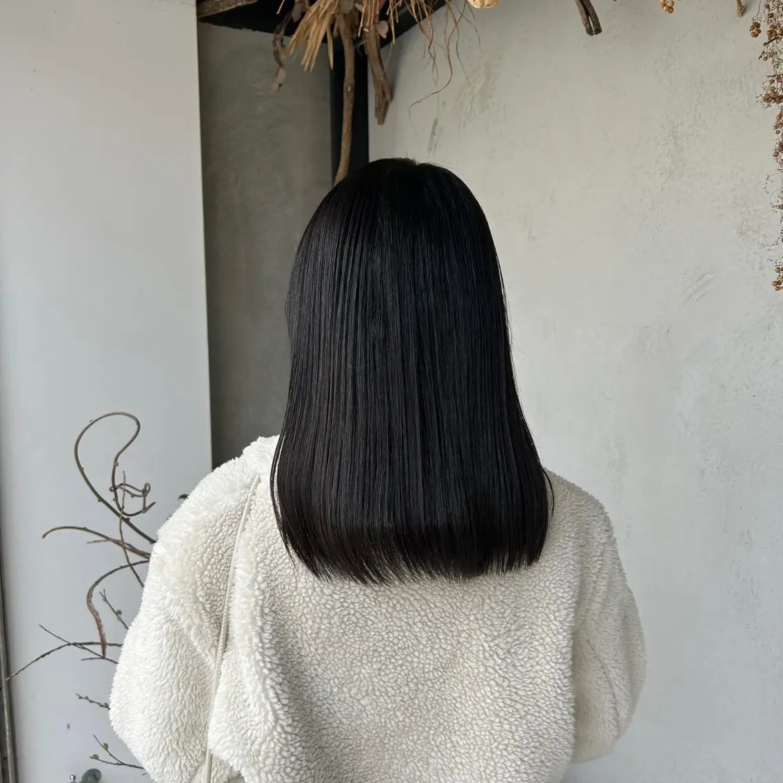 ミディアム 曽山 乙羽のヘアスタイル