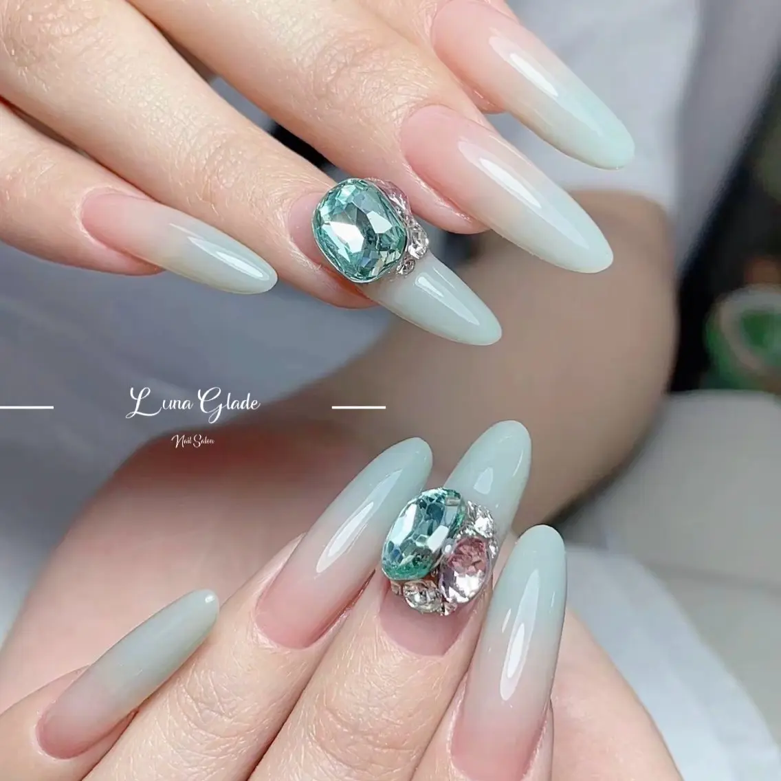 ネイル ハンドネイル Luna Gladeのネイルデザイン