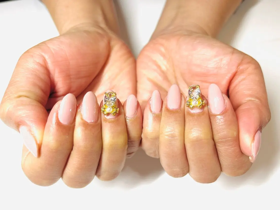 ネイル ワンカラーネイル nail atelier  Rのネイルデザイン