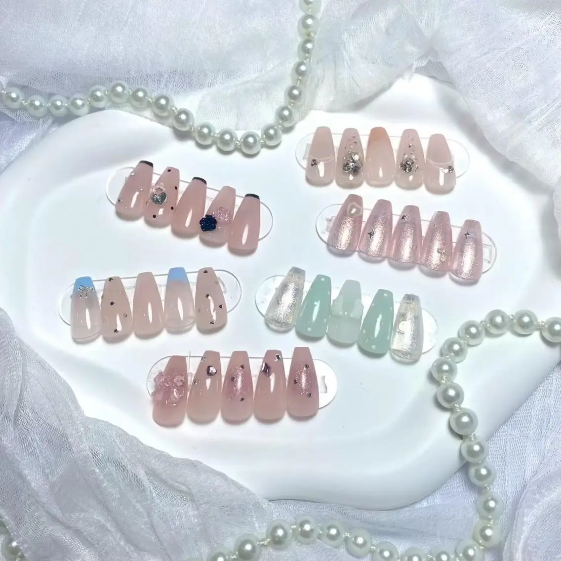 ネイル アートネイル フラッシュネイル フレンチネイル ジェルネイル ガラスフレンチ M2 BEAUTY Rikaのネイルデザイン