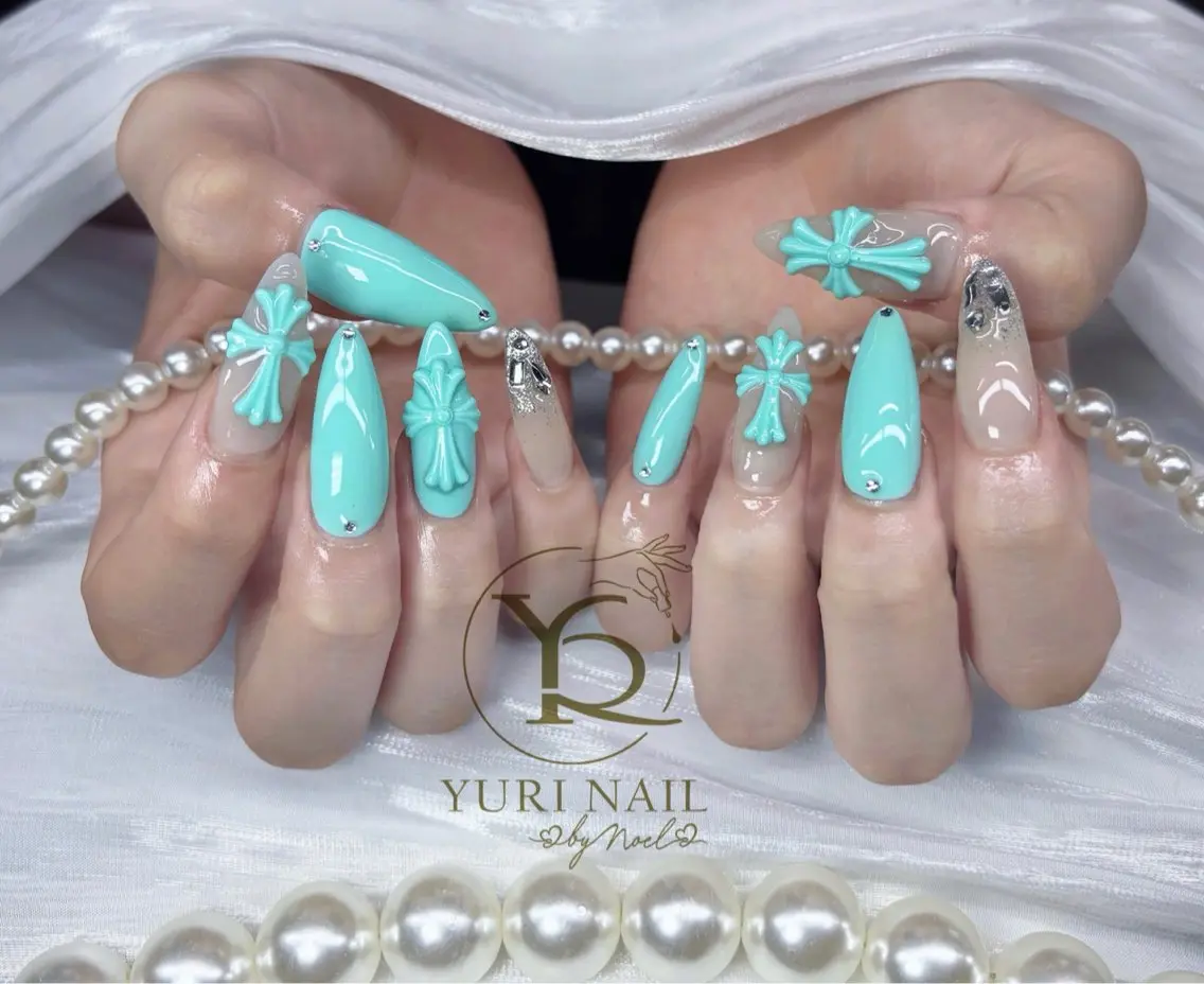 ネイル チークネイル フットネイル フレンチネイル グラデーション キラキラネイル ハンドネイル フットネイル ハンドケア YURI Nail Funabashiのネイルデザイン