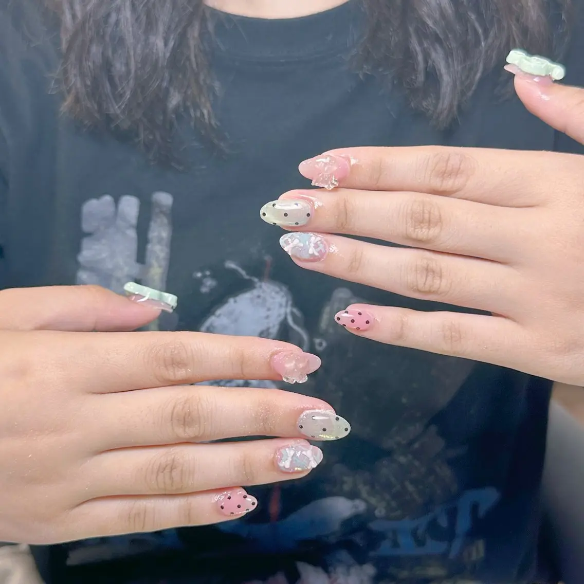 ネイル ハンドネイル 🍄Rina🍄 韓国風ネイルのネイルデザイン
