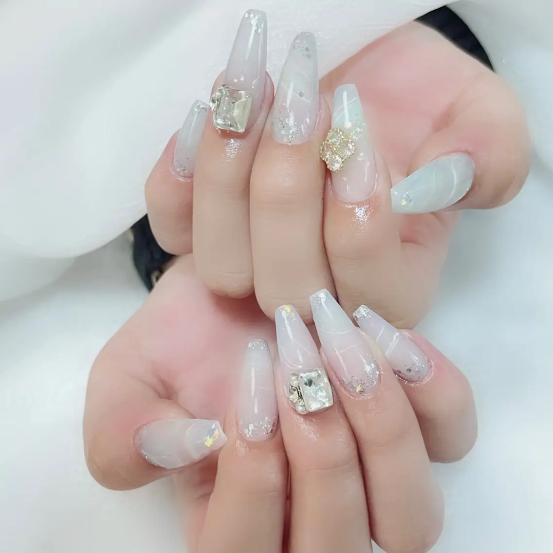ネイル 持ち込み Amina nail salonのネイルデザイン