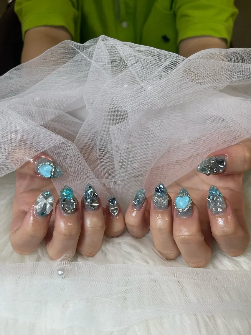 ネイル ハンドネイル NiJi Nailsのネイルデザイン