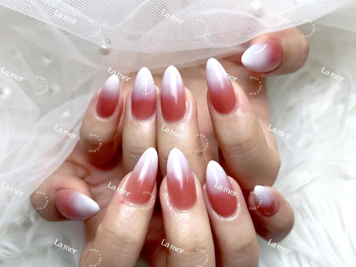ネイル 🌻 Momoko_のネイルデザイン
