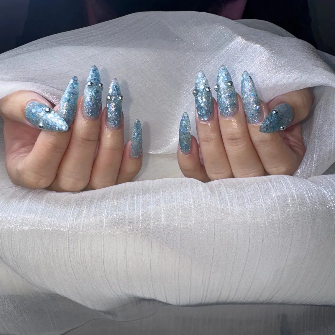 ネイル チークネイル フレンチネイル グラデーション 韓国ネイル マグネットネイル ハンドネイル Hana Nailのネイルデザイン