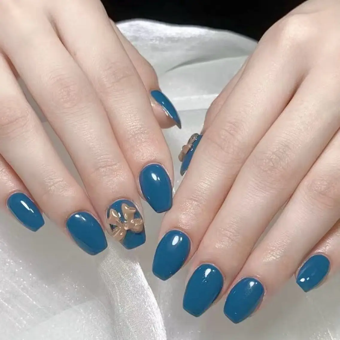 メンズ ネイル メンズ韓国風 アートネイル オーロラネイル ガーリー キラキラネイル Nail salon 木にいるのネイルデザイン