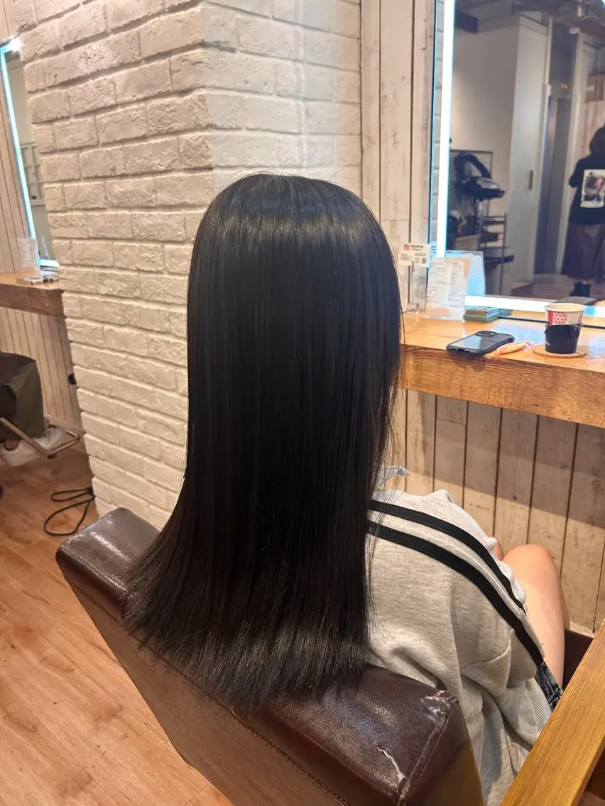 little福岡 ANNAのヘアスタイル