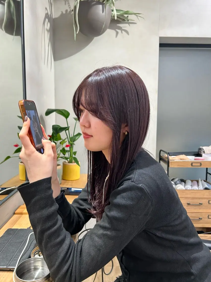 カラー ヘアカラー トリートメント lomalia moekaのヘアスタイル