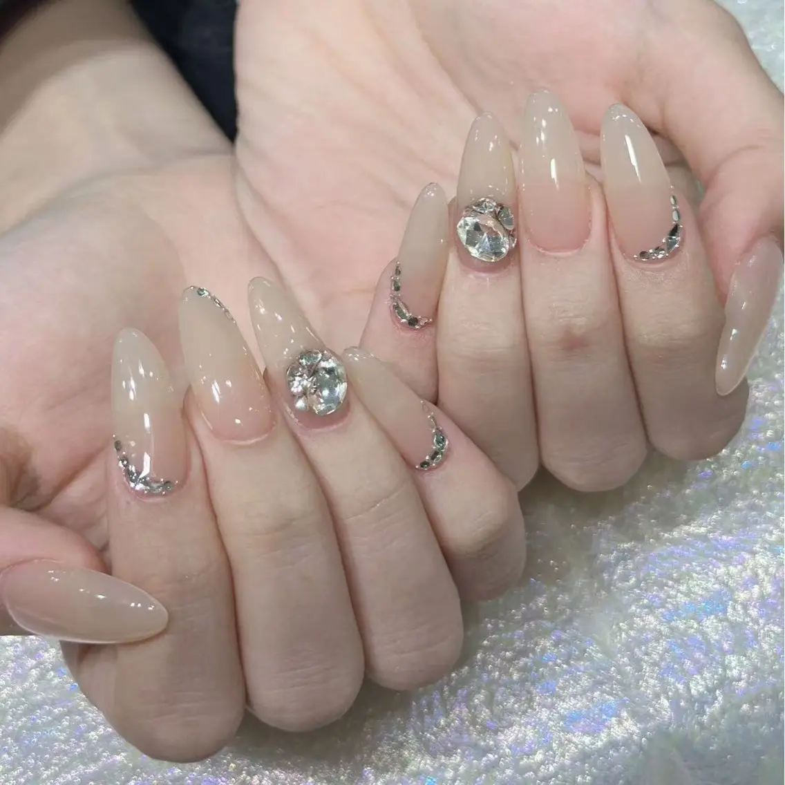 ネイル ハンドネイル Queens ひなのネイルデザイン