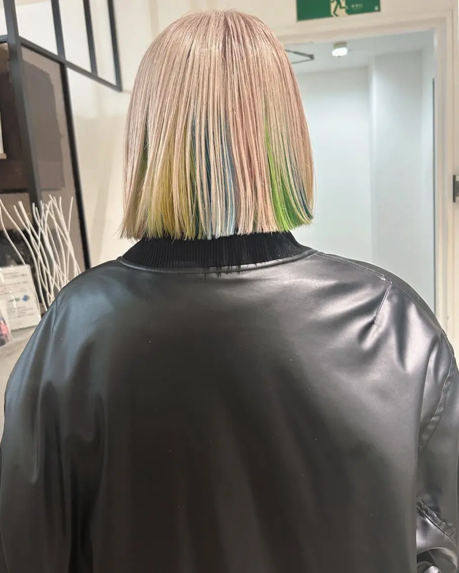 ショート カラー ブリーチ ケアブリーチ ハイライトカラー ハイライト カット ヘアカラー トリートメント 村上雅人 ナチュラルモードのヘアスタイル