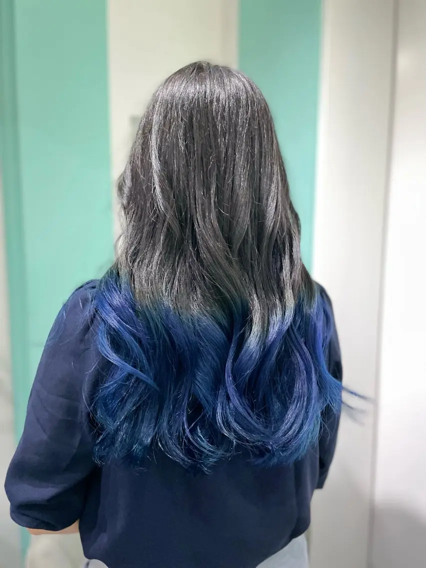 ロング ヘアカラー 原 千景のヘアスタイル