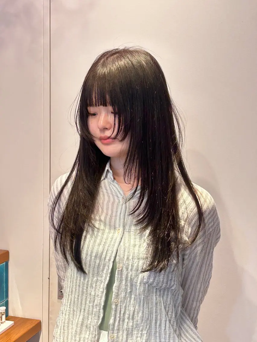 ロング カラー カット ヘアカラー トリートメント ナチュラル大人っぽい スタイル　MAORIのヘアスタイル