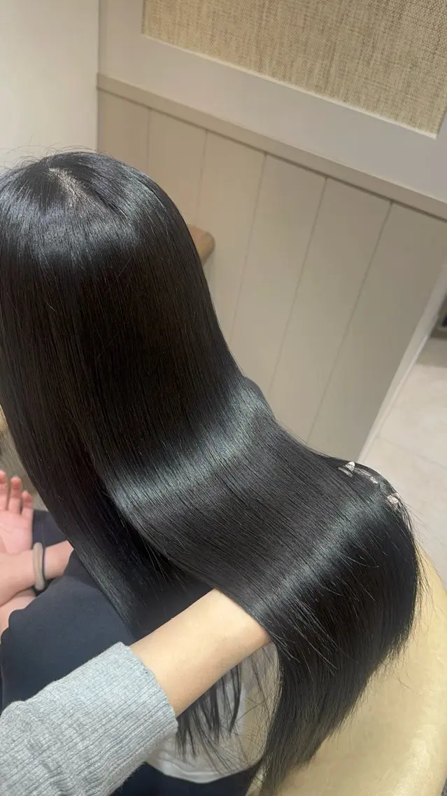 ロング カラー uuna♱/ユウナ トレンドhair🩶のヘアスタイル