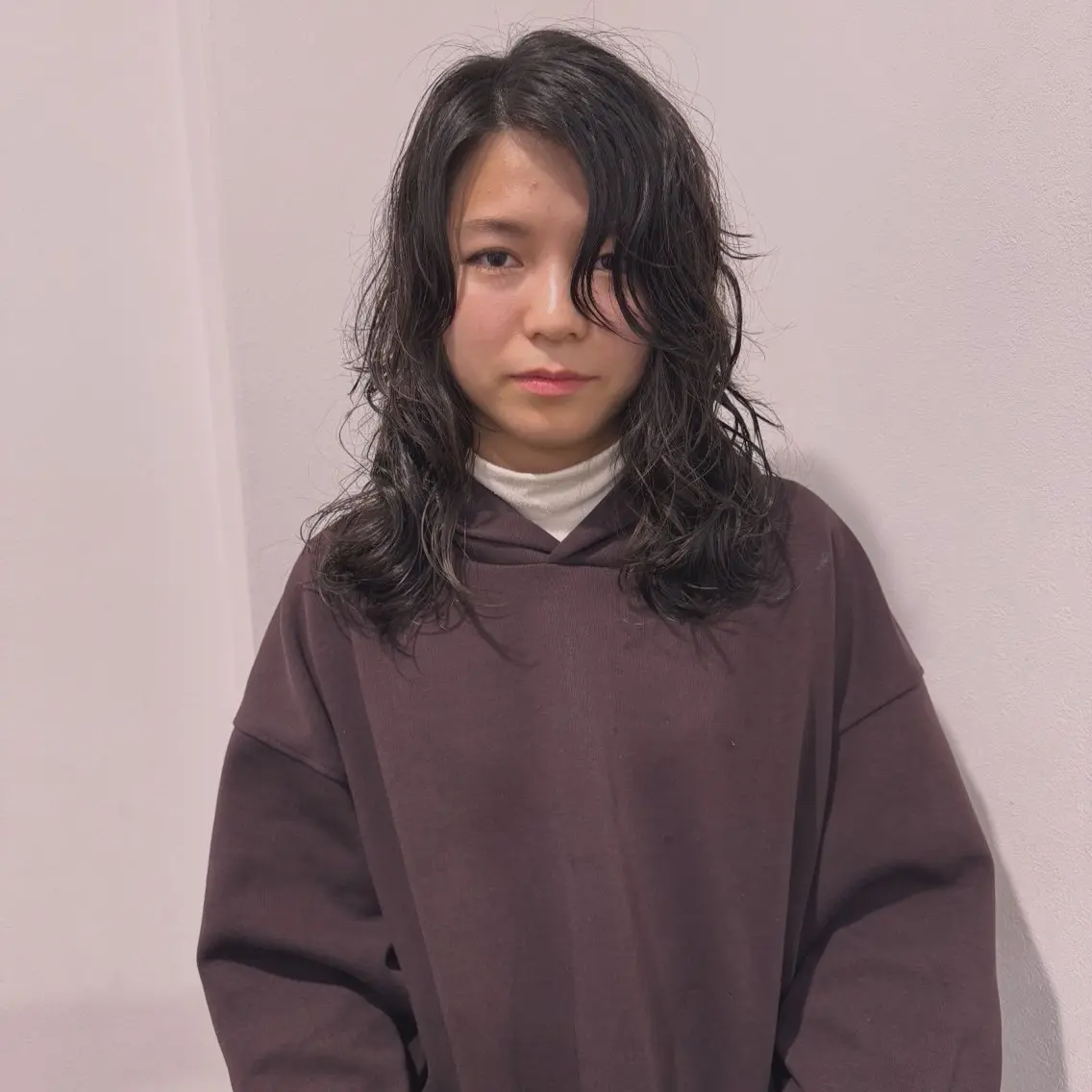 セミロング パーマ パーマモデル募集中 渥美翔人のヘアスタイル