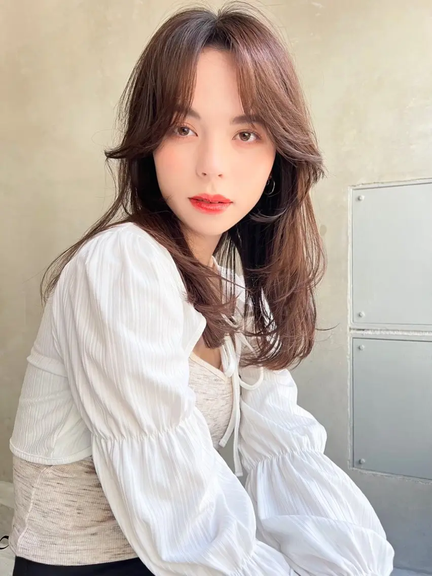 セミロング カラー ヘアアレンジ ブリーチ 🫧艶髪矯正 髪質改善🫧 大介のヘアスタイル