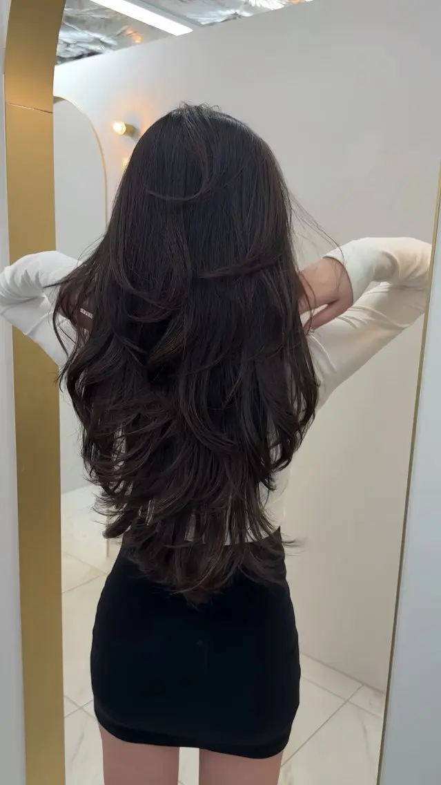 ロング パーマ 韓国風ヘア レイヤーカット 髪質改善 RYOのヘアスタイル