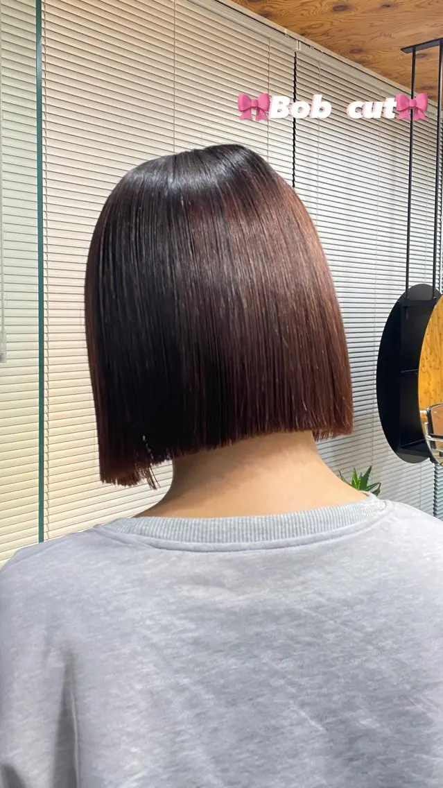 ショート ボブ cyan hinaのヘアスタイル