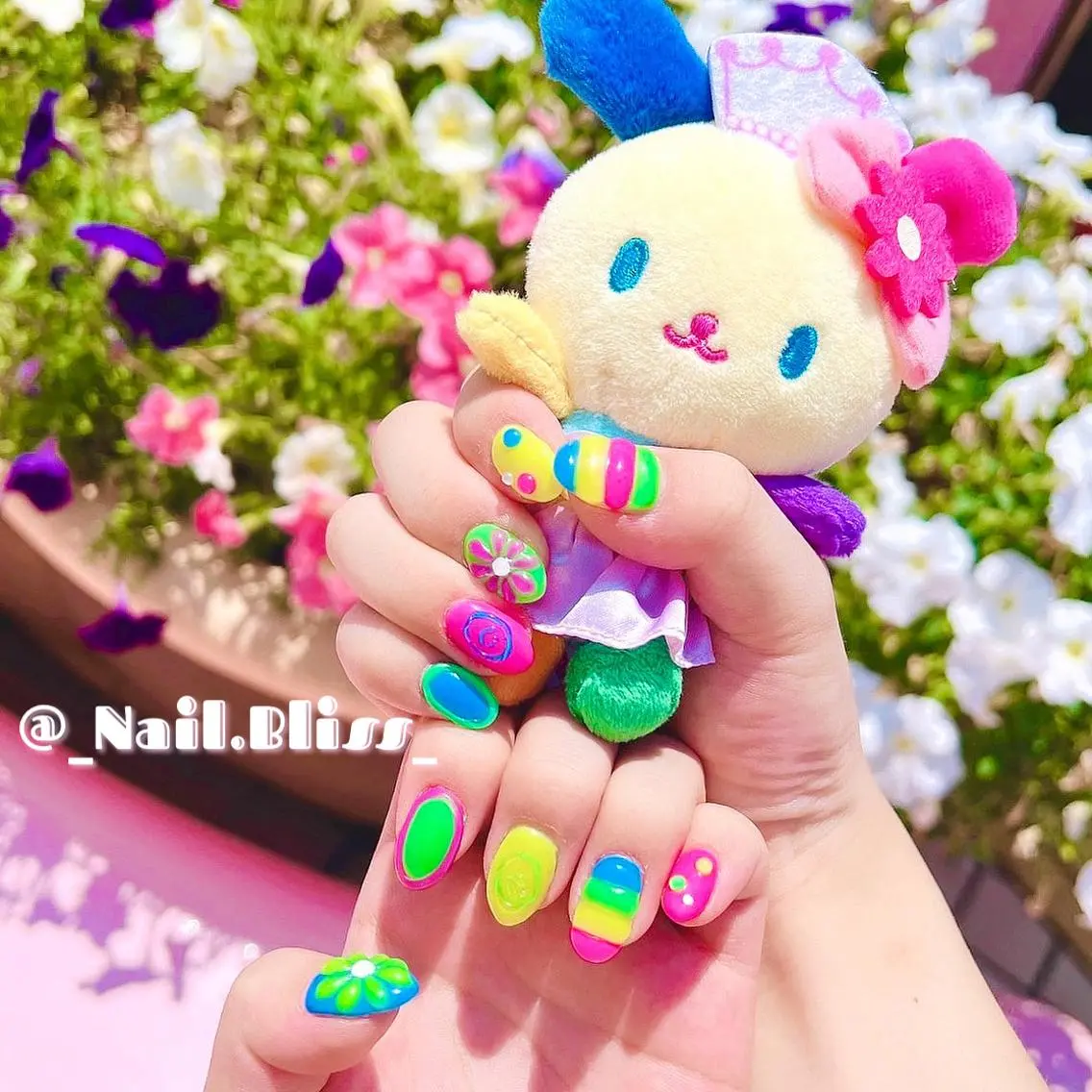 ネイル ハンドネイル NAIL BLISSのネイルデザイン