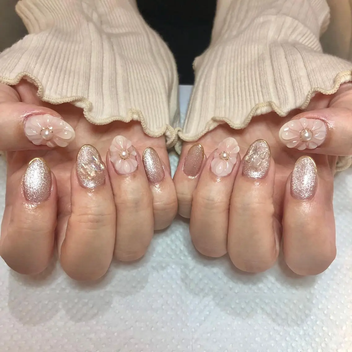 セミロング ネイル ハンドネイル T. Kasumiのネイルデザイン