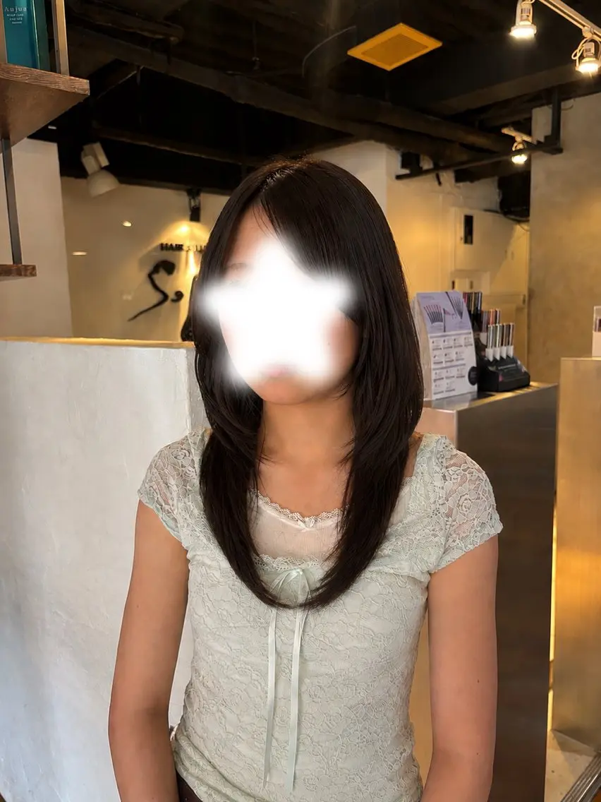 ミディアム あいな✮*ショ ート/レイヤーカットのヘアスタイル