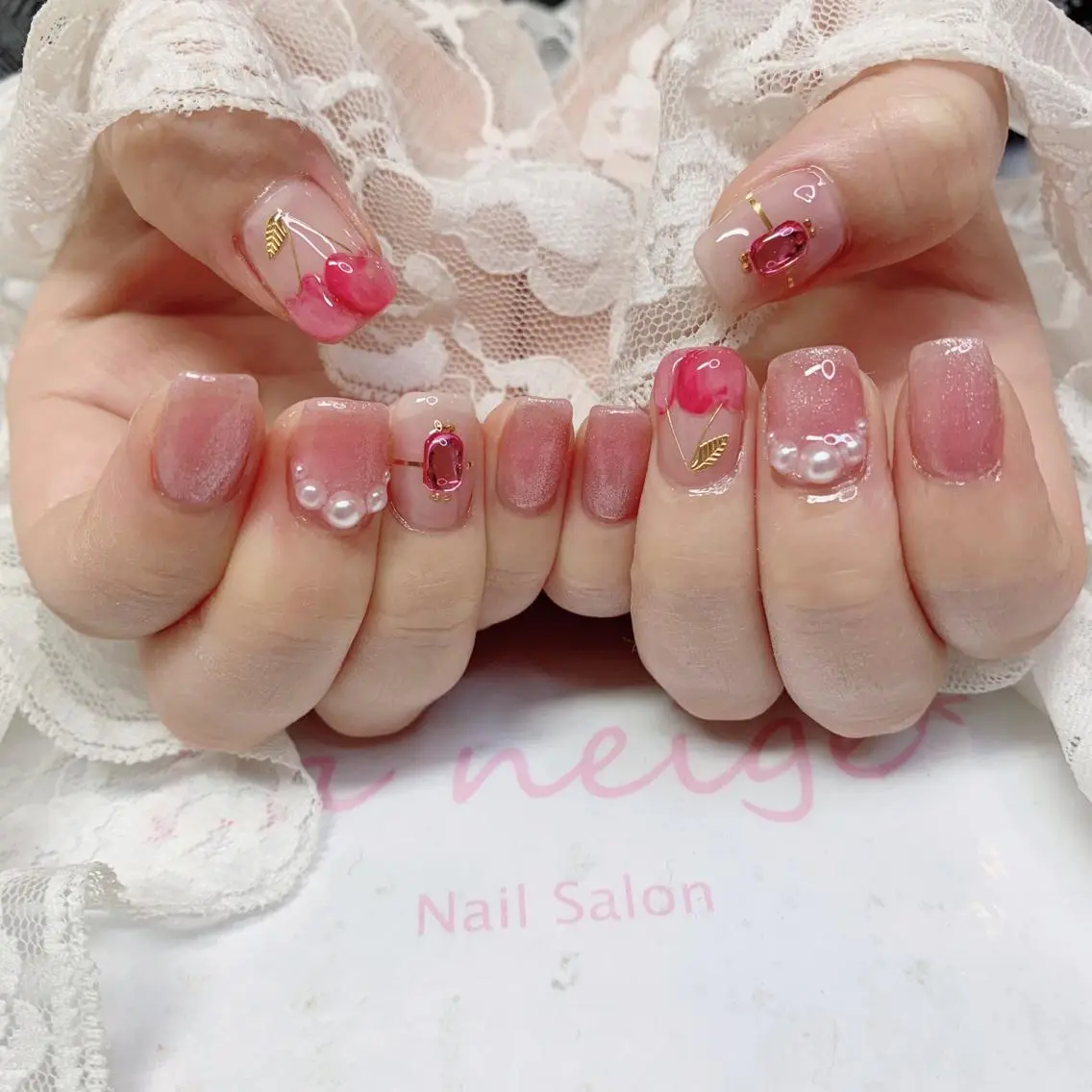 ネイル ハンドネイル La neige* yuki 🐩🌙のネイルデザイン