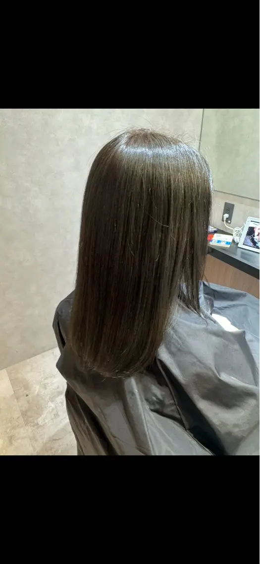 ロング 高田 有里子のヘアスタイル