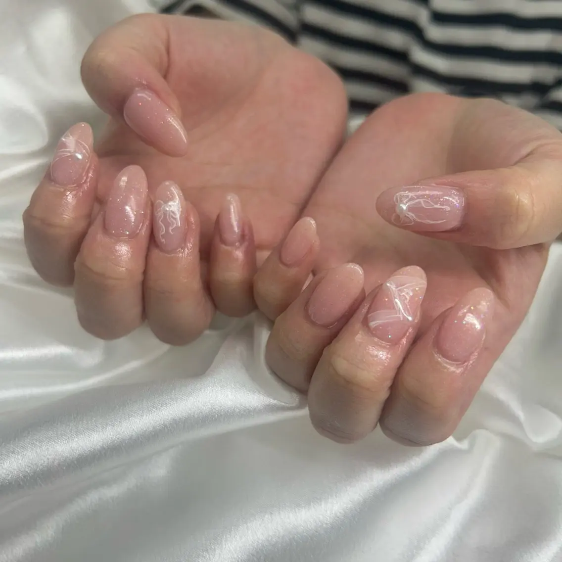 ネイル リボン ハンドネイル y’sbeauty 本町店のネイルデザイン