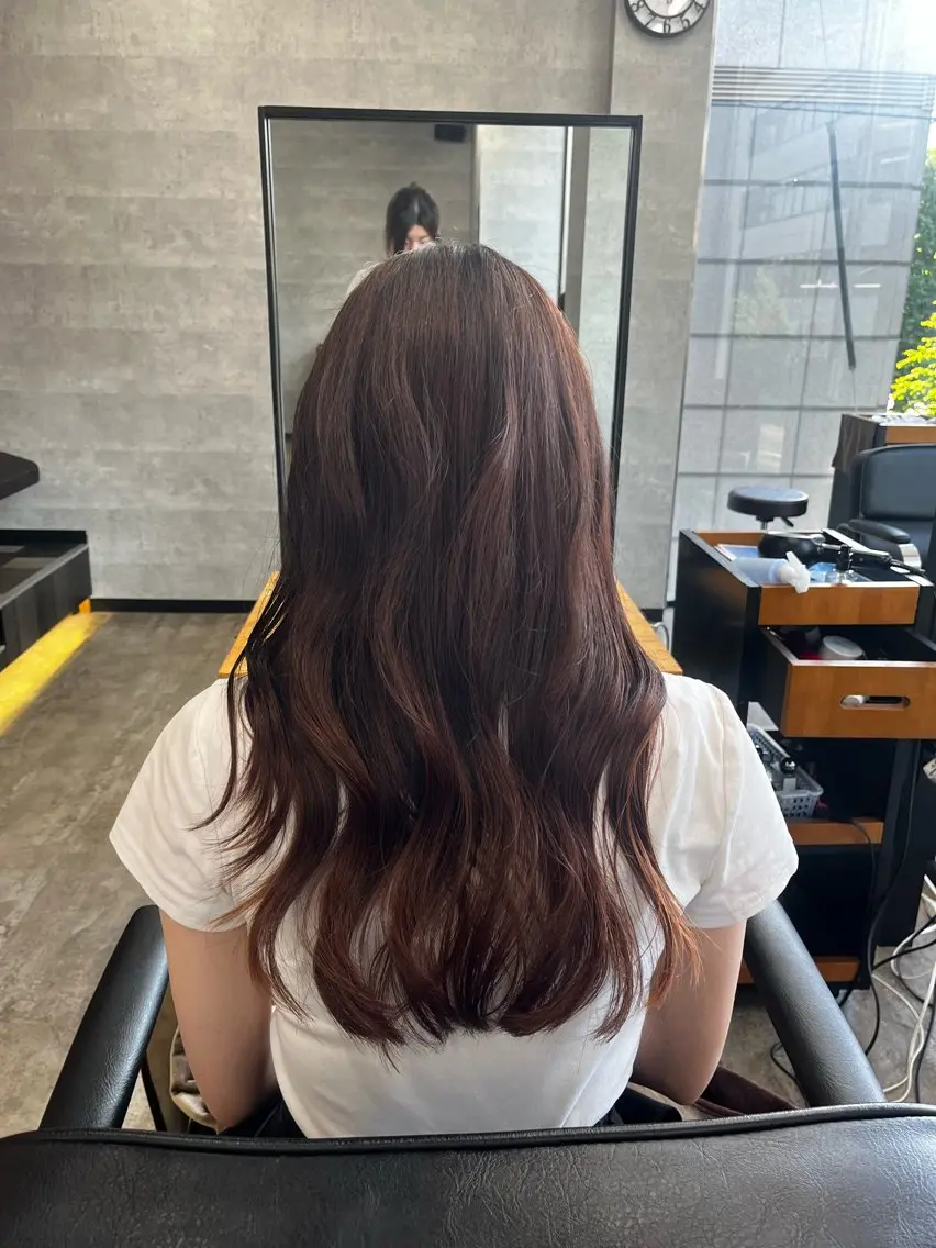 ロング 🫧レディースカット 🫧今だけ無料　岩立のヘアスタイル