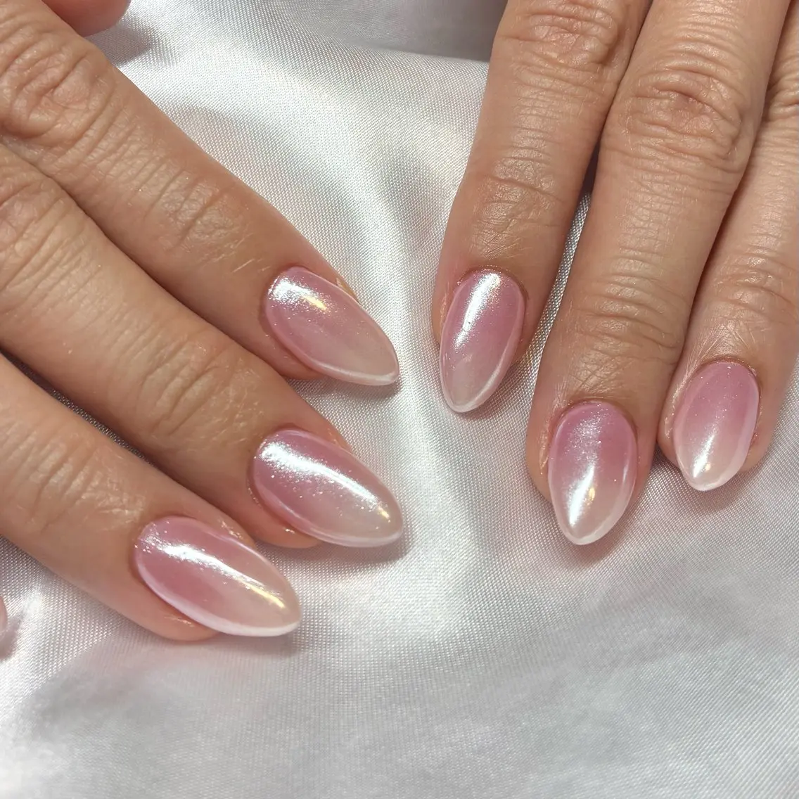 ネイル オーロラネイル ハンドネイル Nail ヌシん家 AKANEのネイルデザイン