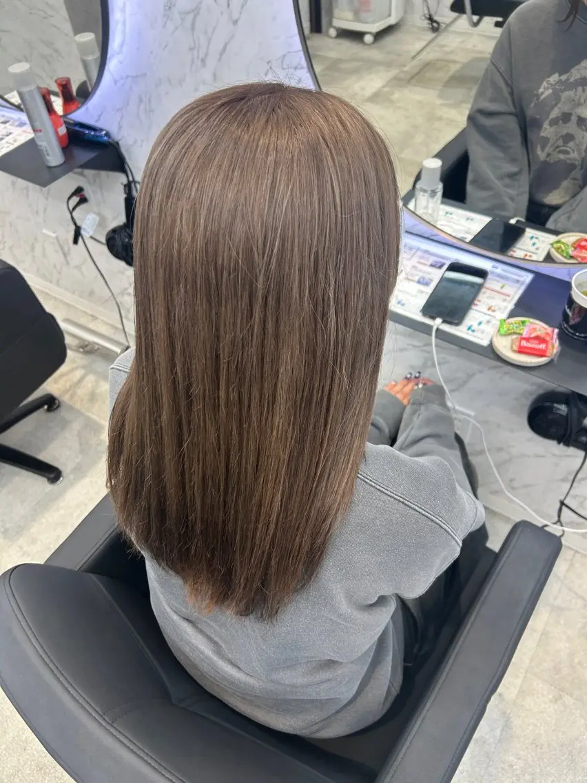 ロング カラー ベージュカラー カット¥1100 ✂️MIUのヘアスタイル