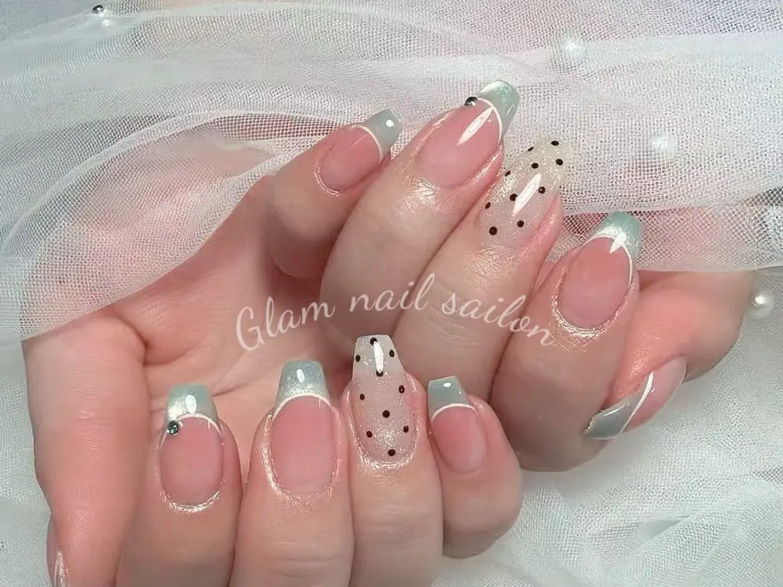 ネイル ハンドネイル エツメ💅 長さ出し🎀デザインのネイルデザイン