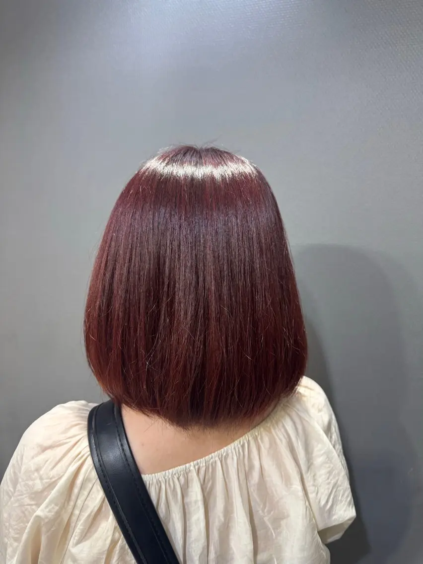 ミディアム カラー いとう まなのヘアスタイル