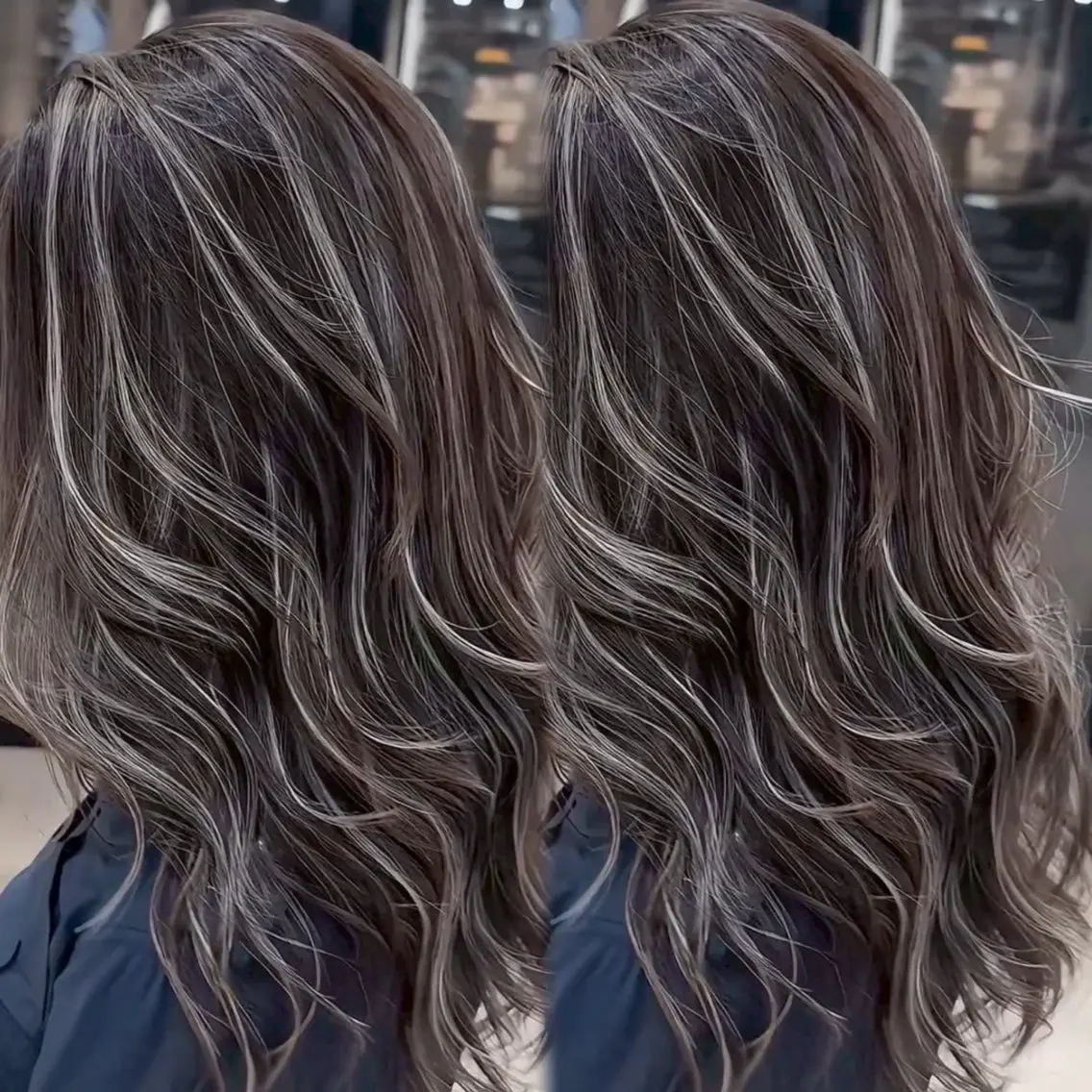 ロング カラー ヘアカラー sera 🎀ベージュのヘアスタイル