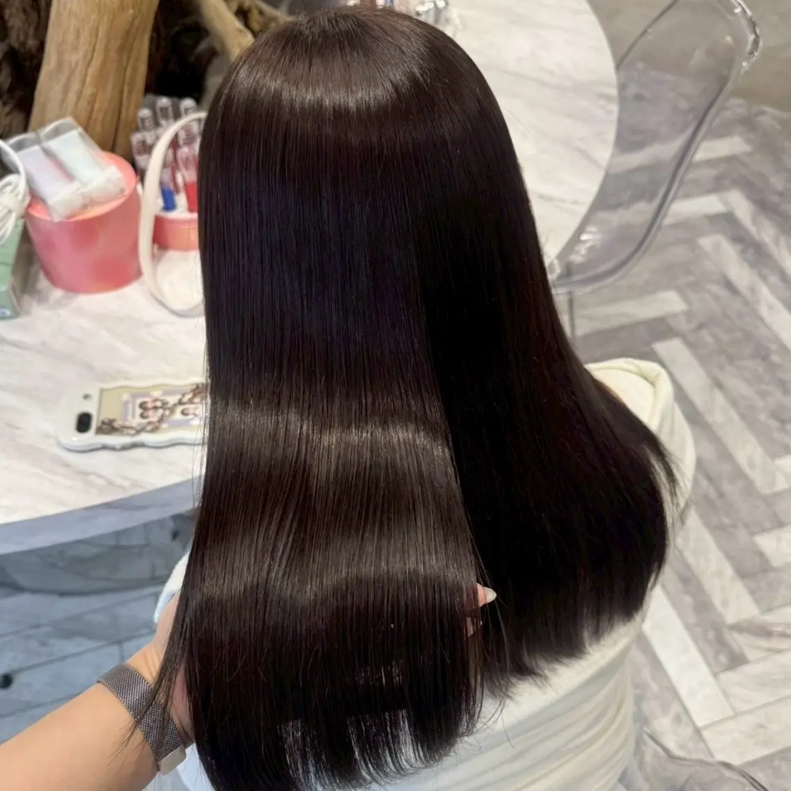 ロング ヘアカラー Waka /透明感垢抜けカラーのヘアスタイル