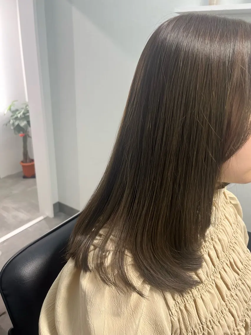 学生さん限定✂️韓国風レイヤーカット＋髪質改善トリートメント【ミニモ学割】の写真