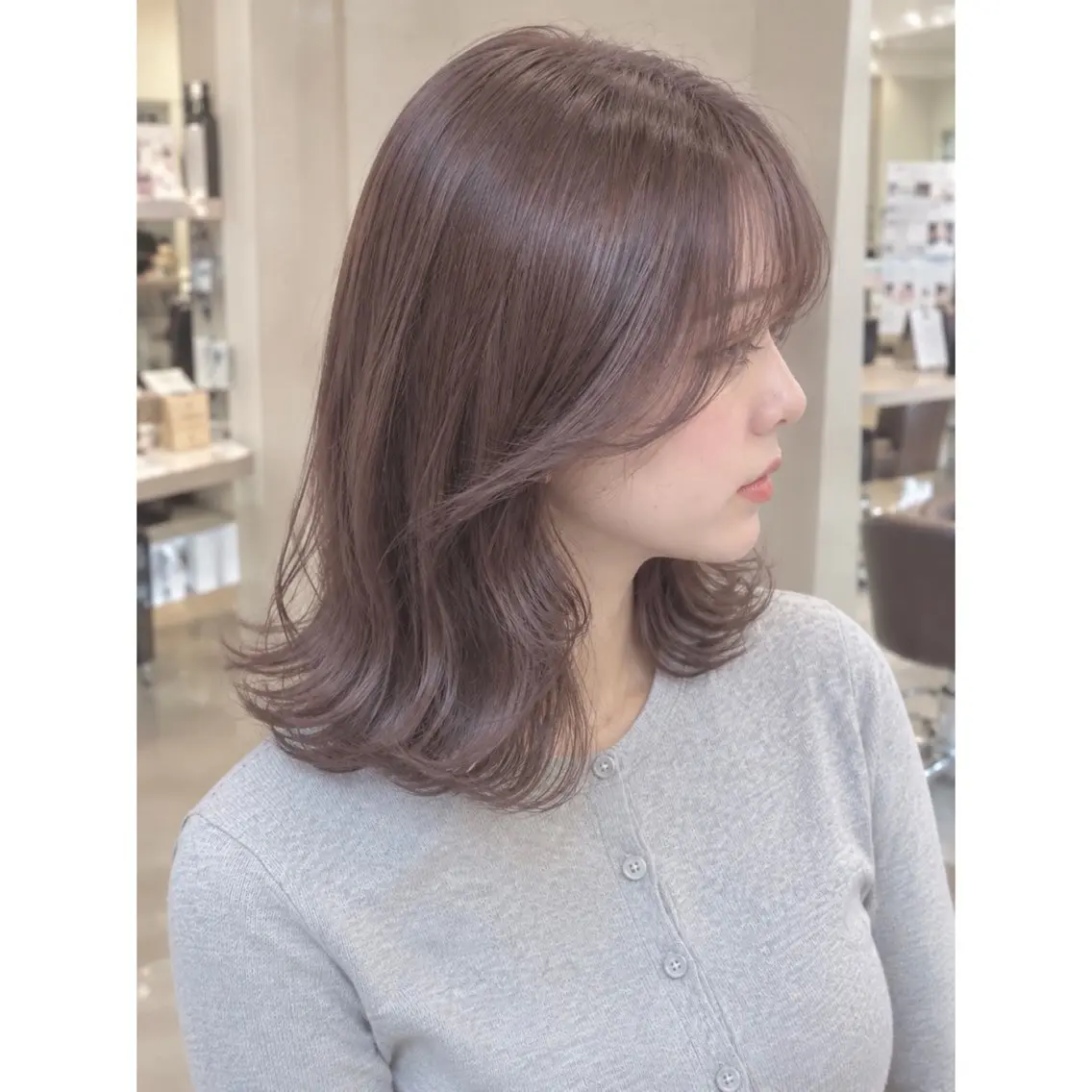 ミディアム カット ヘアカラー トリートメント 透明感カラー💎✨/ 西中/KUREAのヘアスタイル