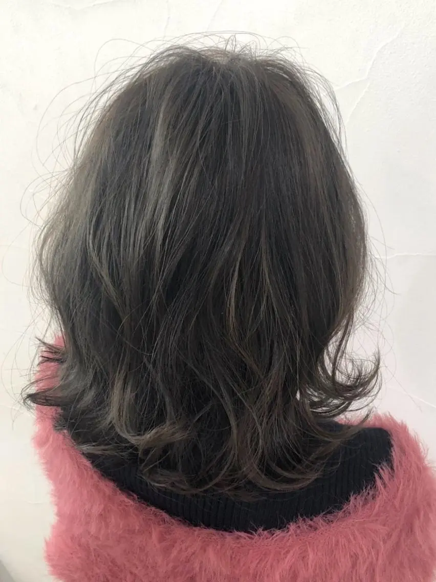【minimo限定プライス🌈】TOPスタイリストカット+カラーの写真