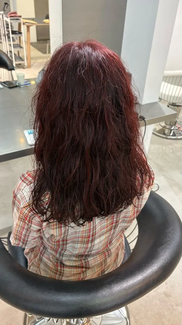 ミディアム パーマ MIZUKI LUCK TOKYOのヘアスタイル