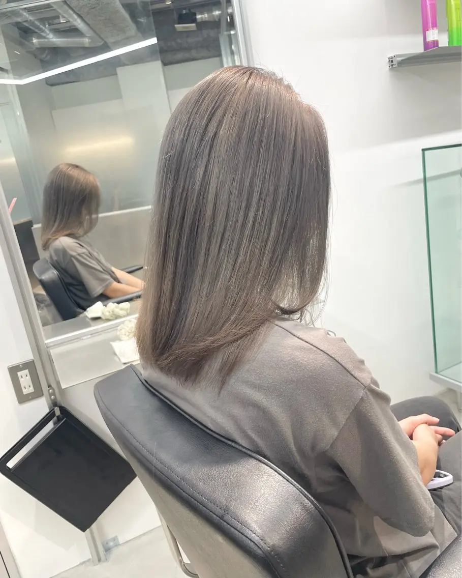セミロング ヘアカラー ブリーチ特化🎖️ピ ンクカラー高橋さやかのヘアスタイル