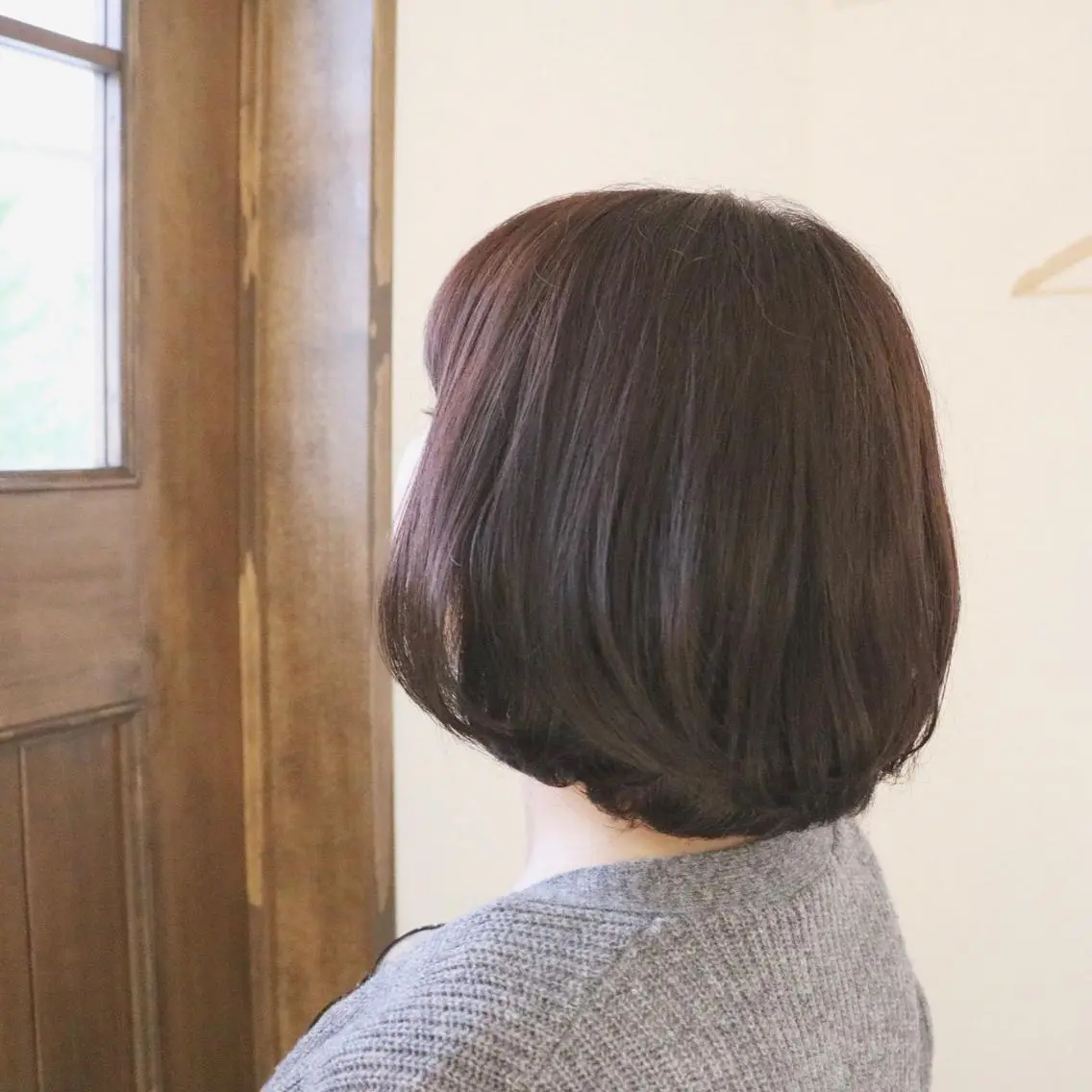 ショート ラベンダーブラウン ボブ atelier RICOのヘアスタイル