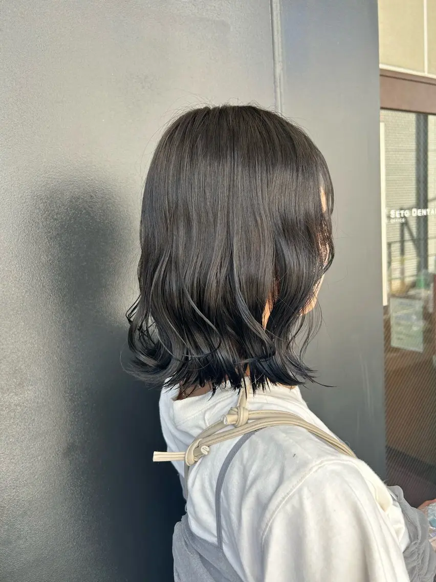 ミディアム ヘアカラー 🦋髪質改善🦋 眞井琴美のヘアスタイル