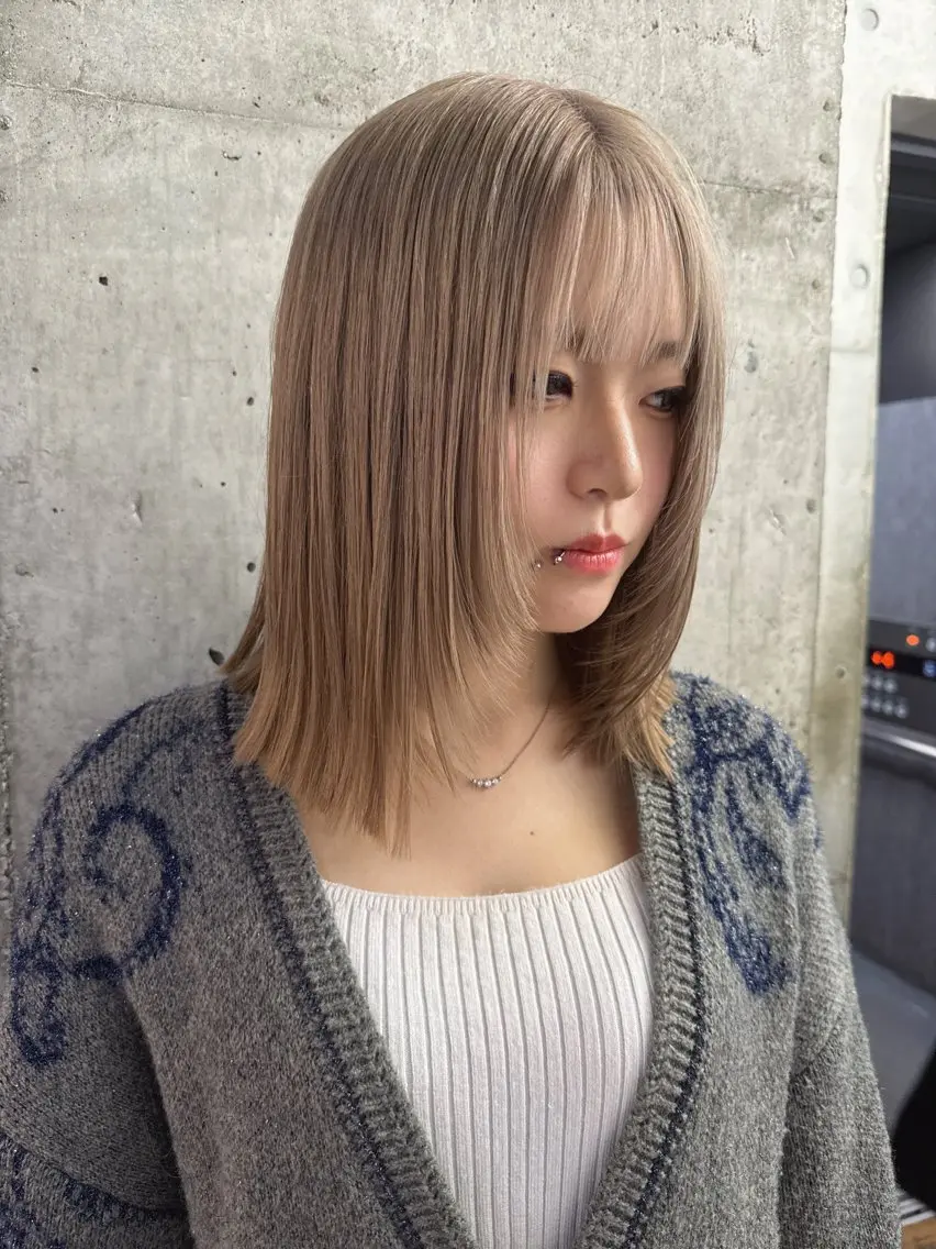 ミディアム カラー カット ヘアカラー トリートメント 🎨デザイン🥇 美髪・艶髪　日暮千敬のヘアスタイル