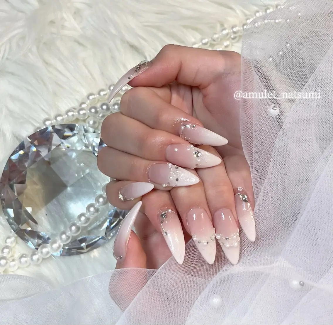 ネイル amuletnail natsumiのネイルデザイン